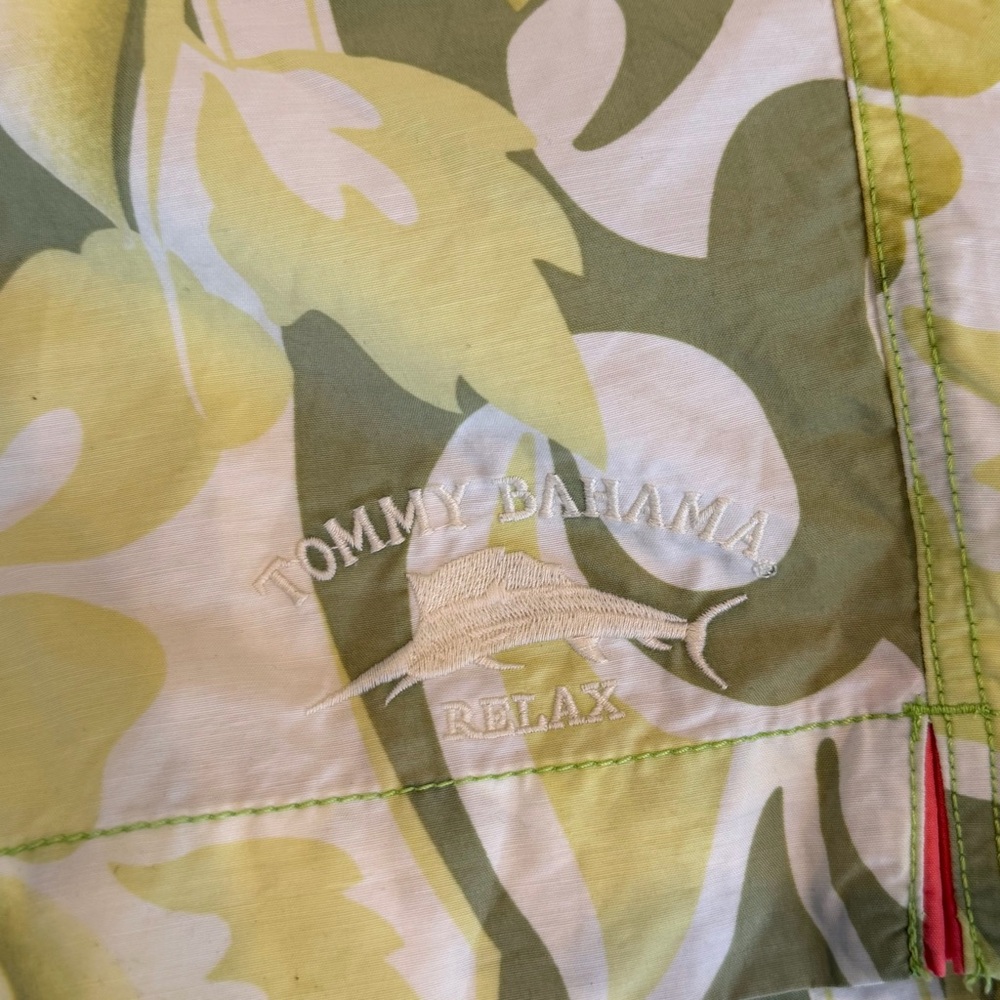 Tommy Bahama Swim Trunks Men's Size XL Green Floral Print Mesh Lined Drawstring - Picture 4 of 6